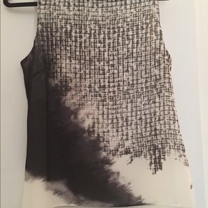 Rose & Olive Sleeveless Blouse